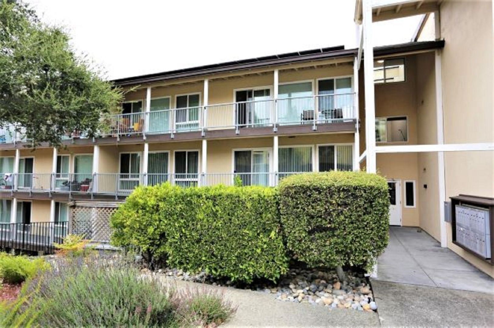Belmont Apartment: 1101 Village Drive  - Unit 23