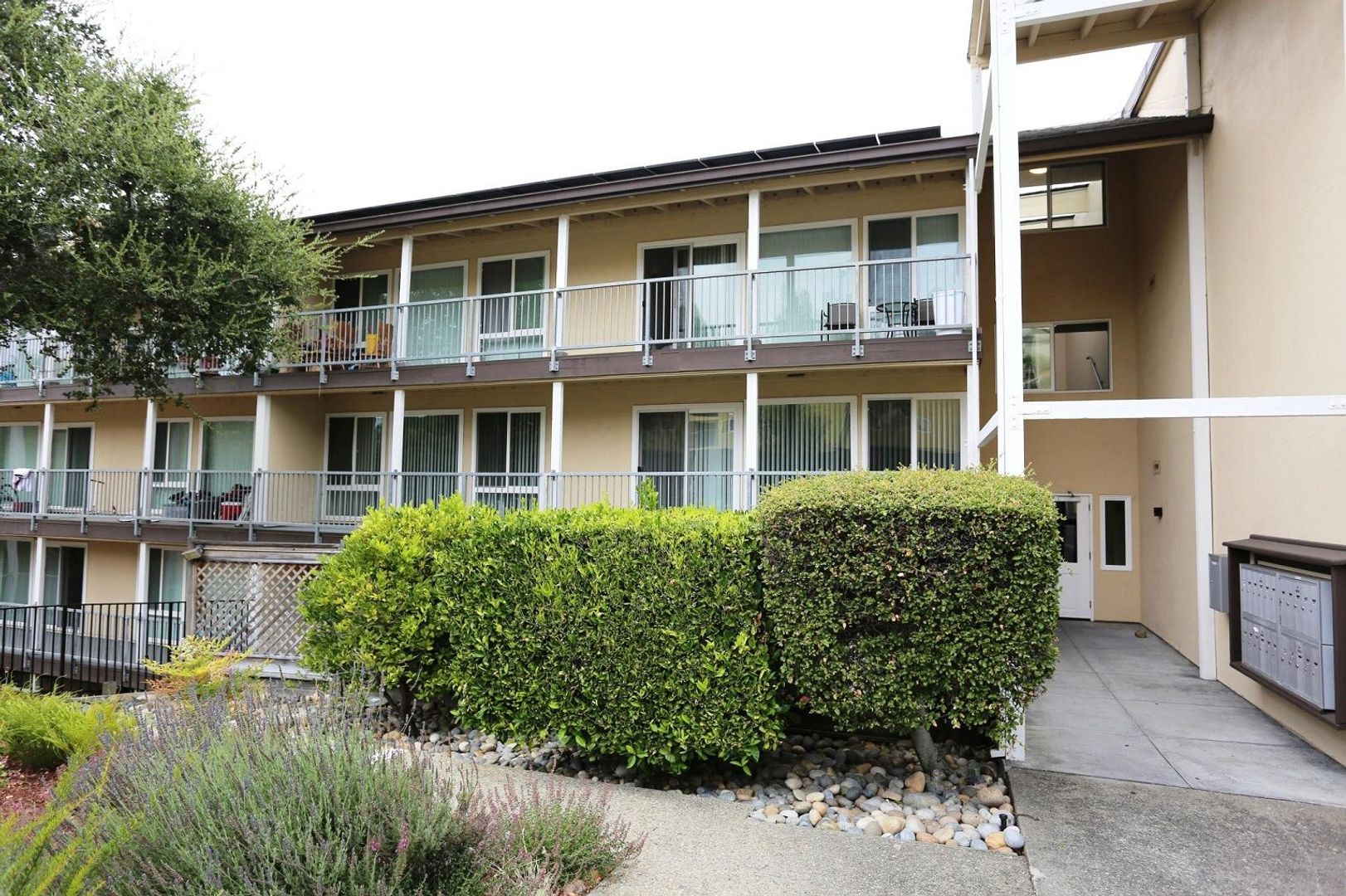 Belmont Apartment: 1101 Village Drive  - Unit 10