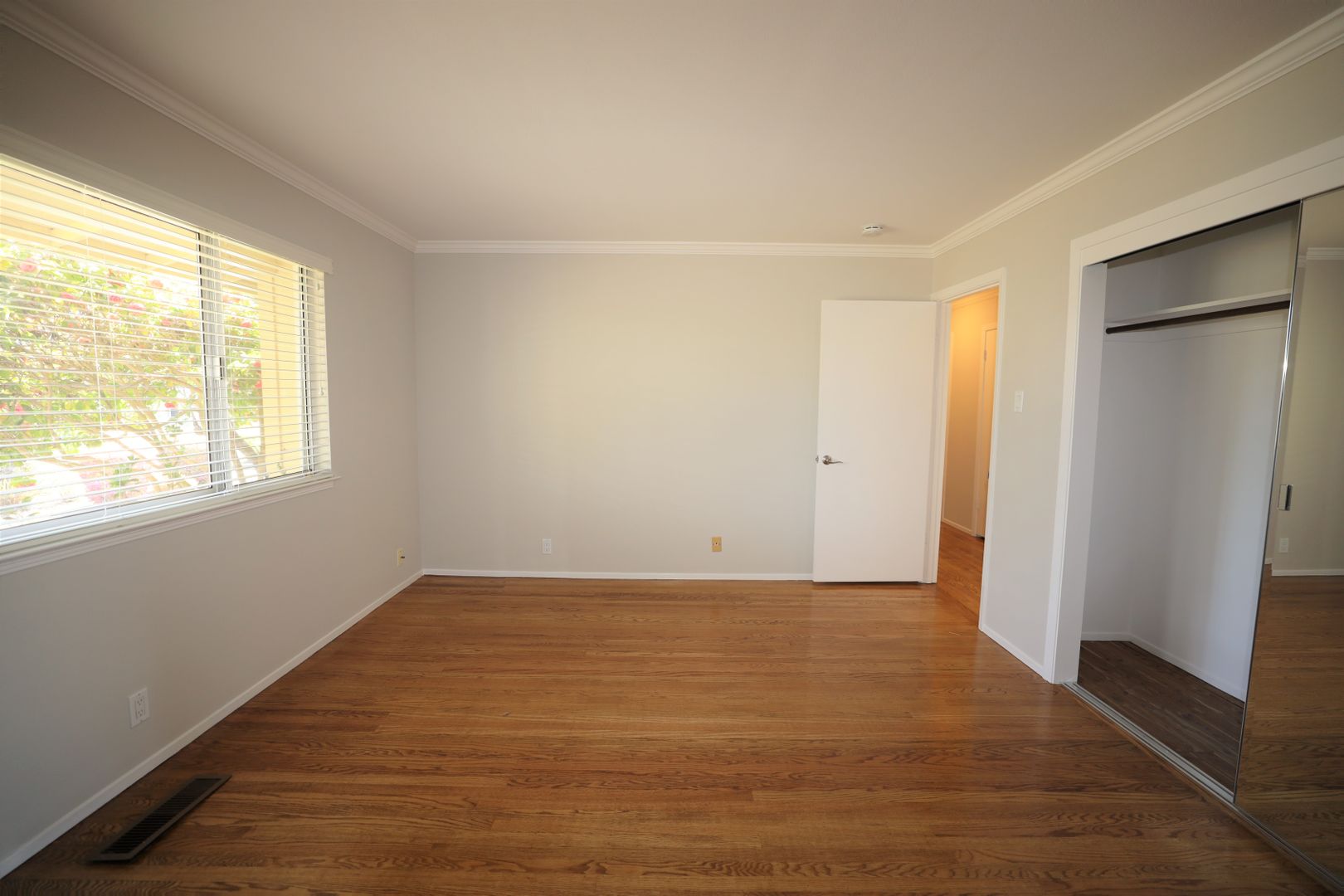 25 Genevra Road 18 of 25