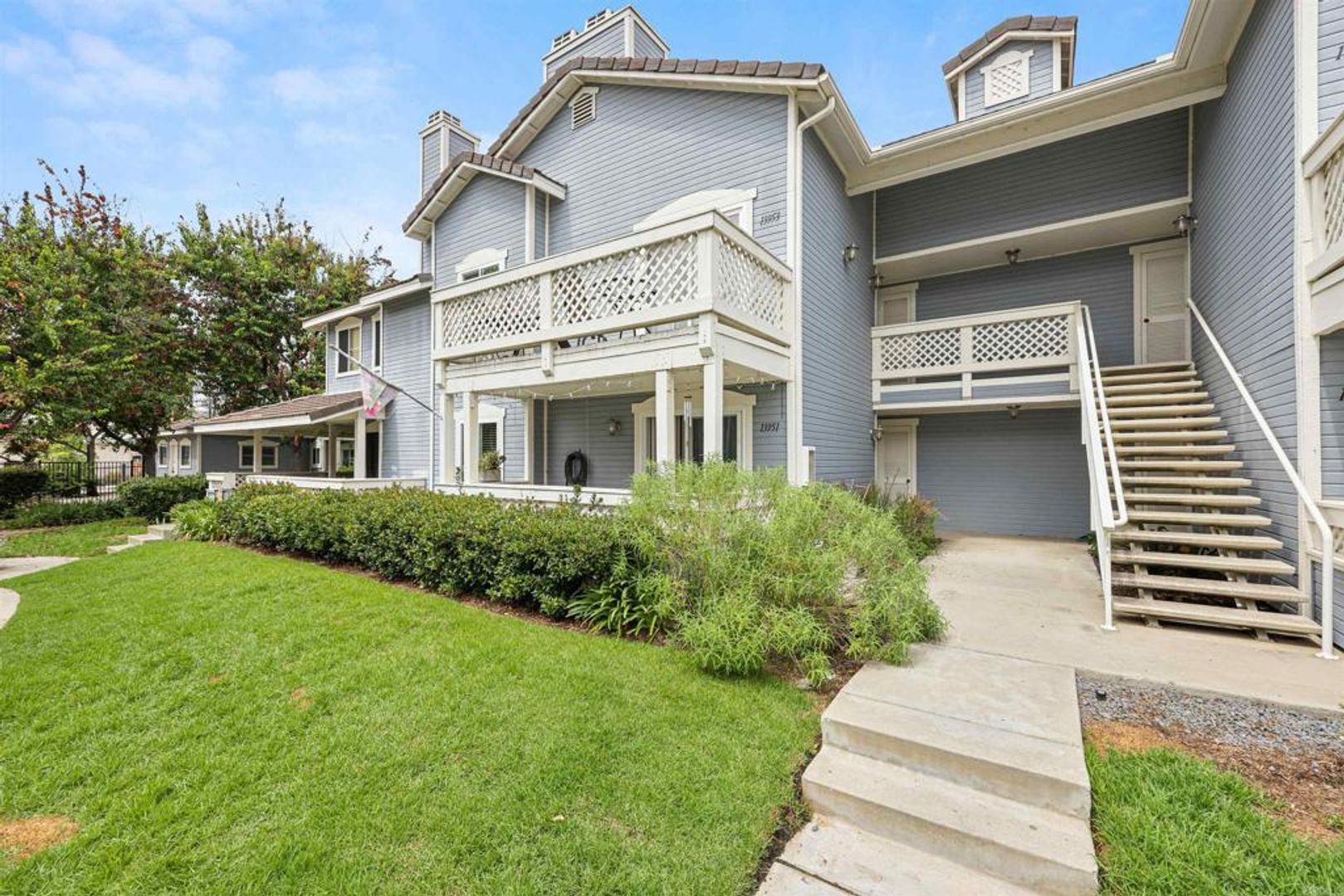 Poway Condo: 13951 Midland Rd
