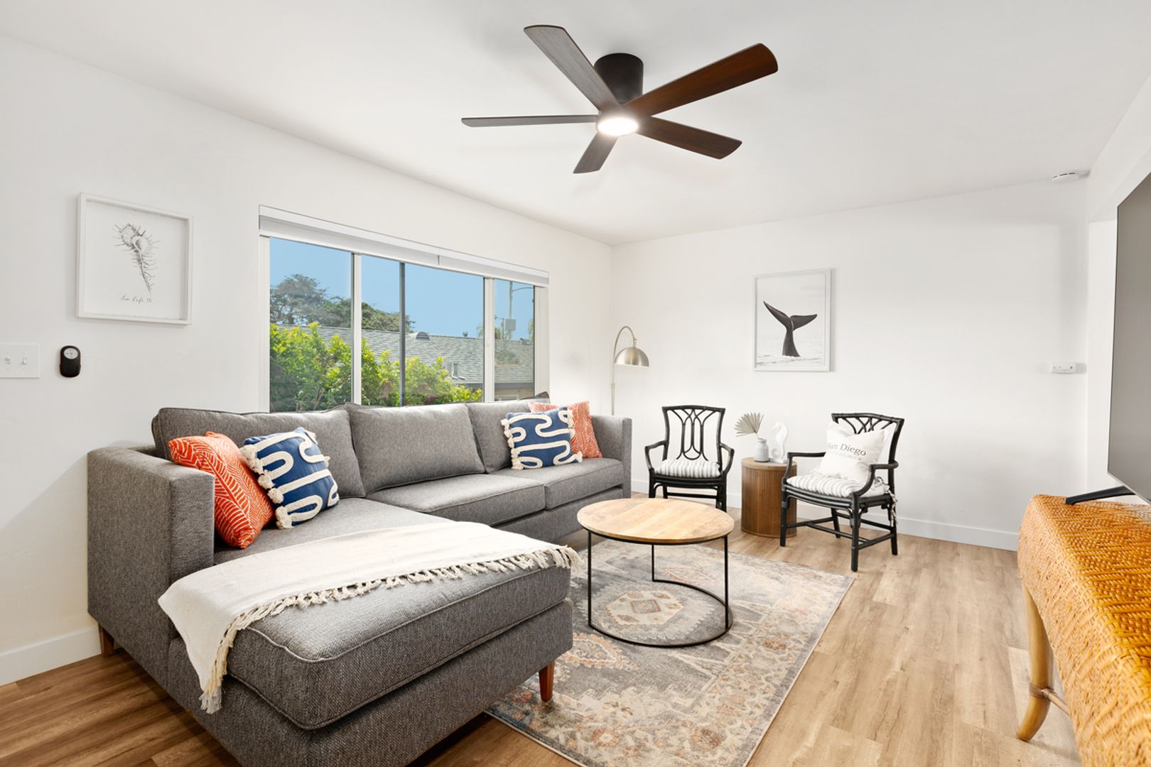 San Diego Apartment: 5066-68 Brighton Avenue