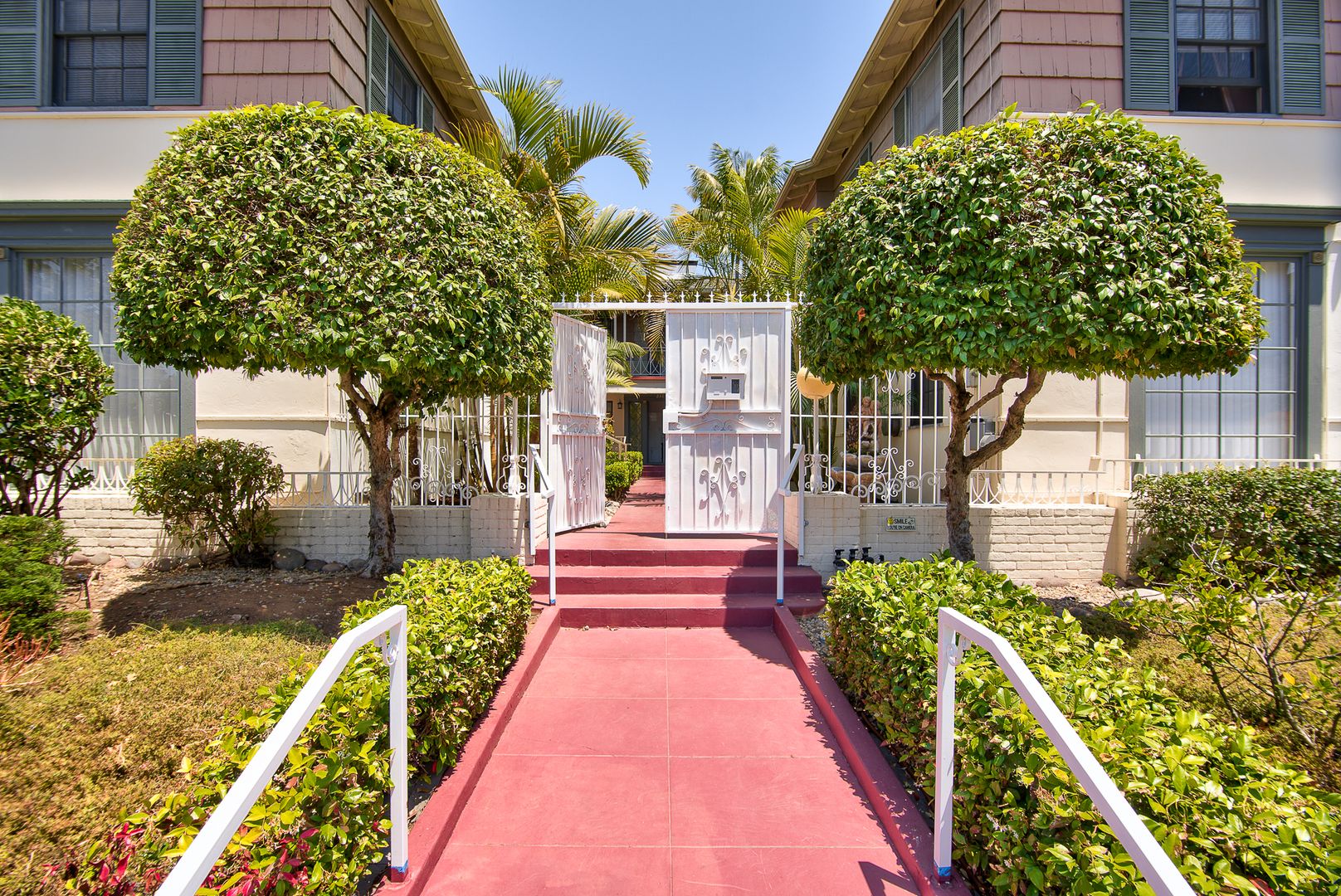 San Diego Apartment: 2365 1st Ave