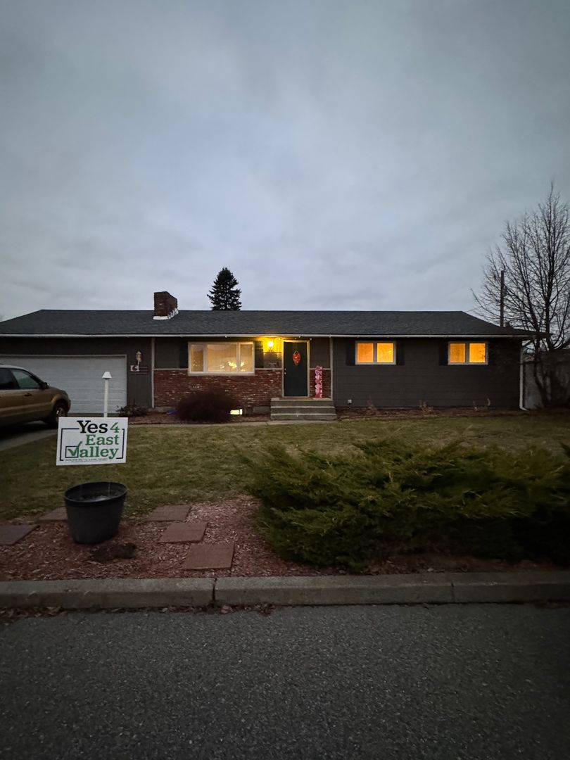 Spokane Valley House: 4515 N Lucille
