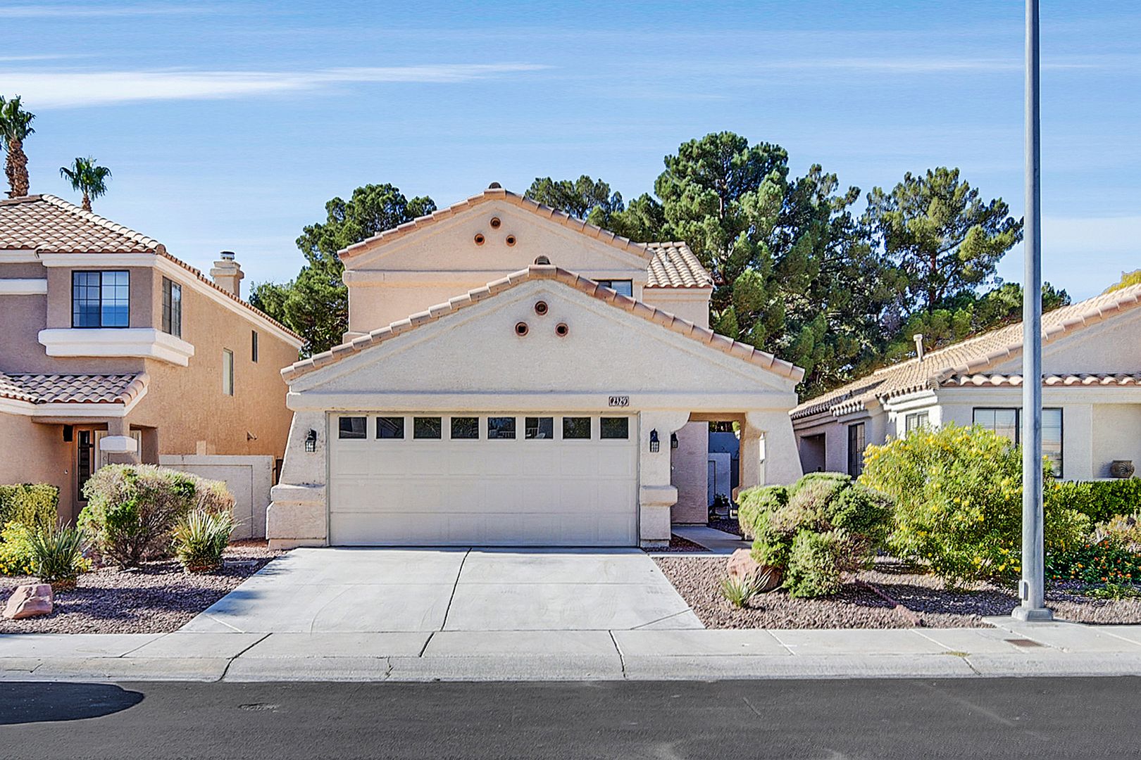 Las Vegas House: 2329 Chatfield Dr.