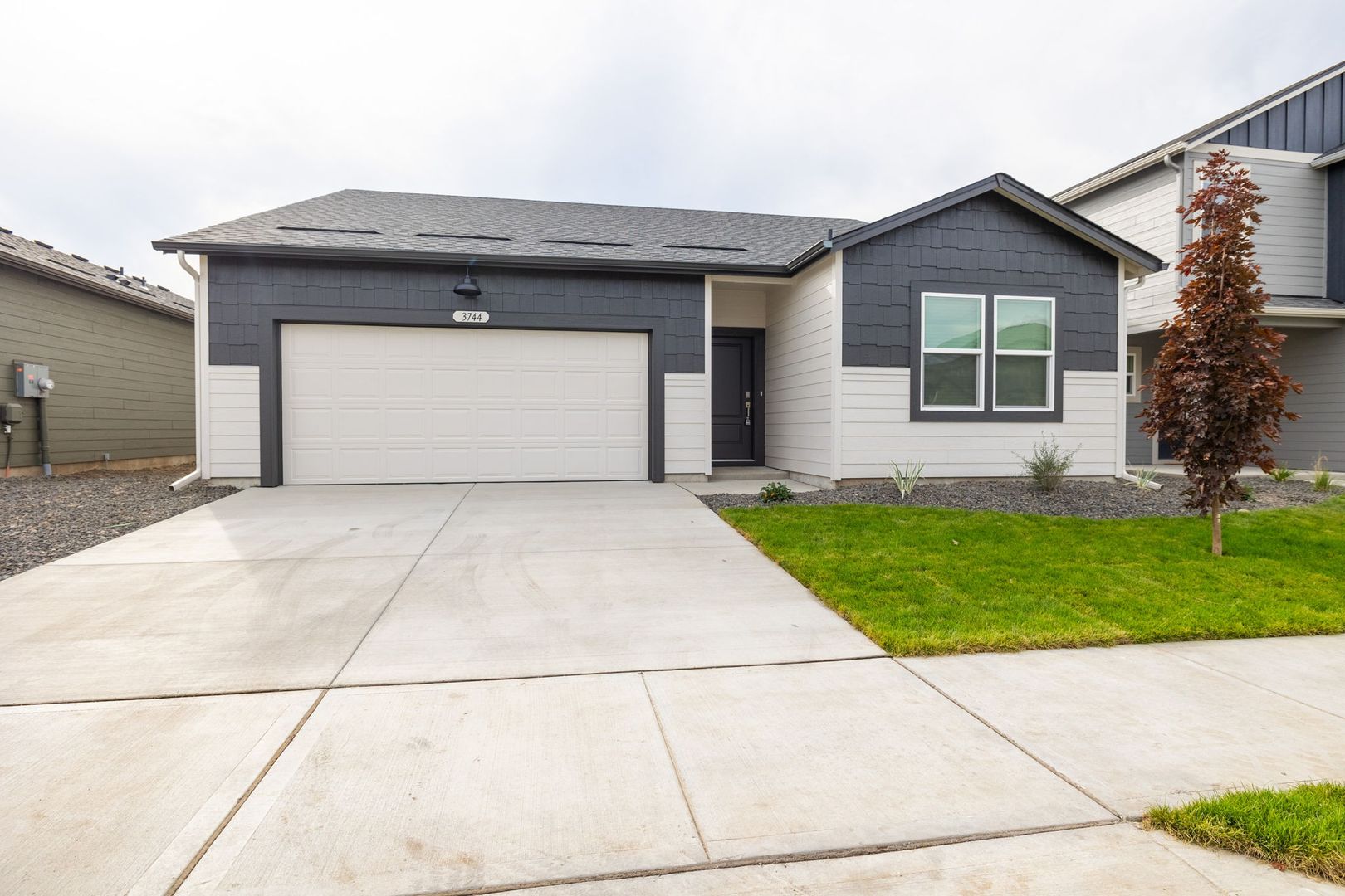 Spokane Valley House: 3744 S Clinton Rd