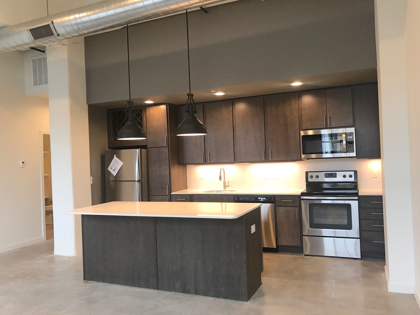 Cincinnati Apartment: 1632 Central Parkway