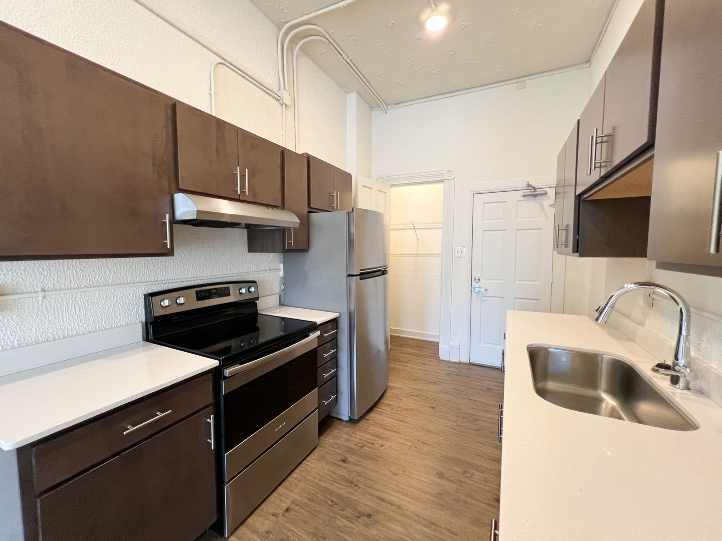 Cincinnati Apartment: 103 W Court Street