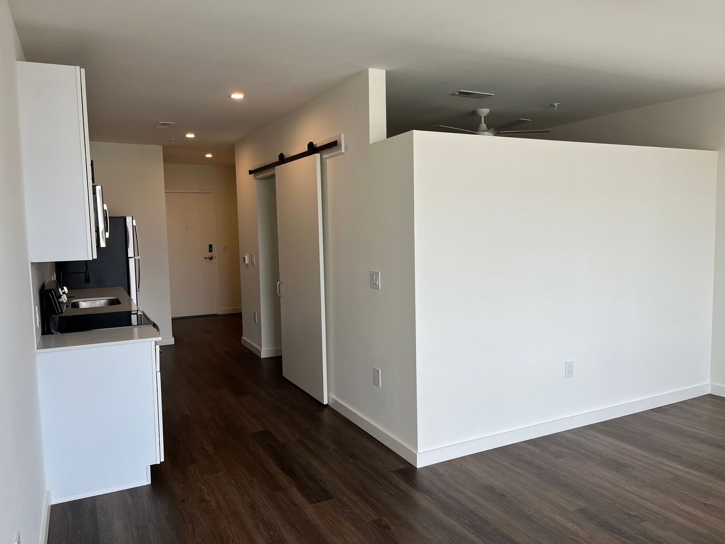 Covington Apartment: 103 E 3rd Street