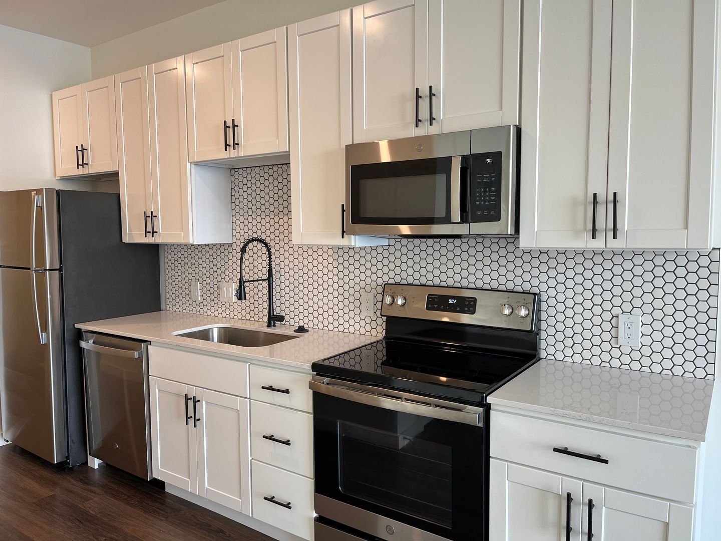 Covington Apartment: 103 E 3rd Street