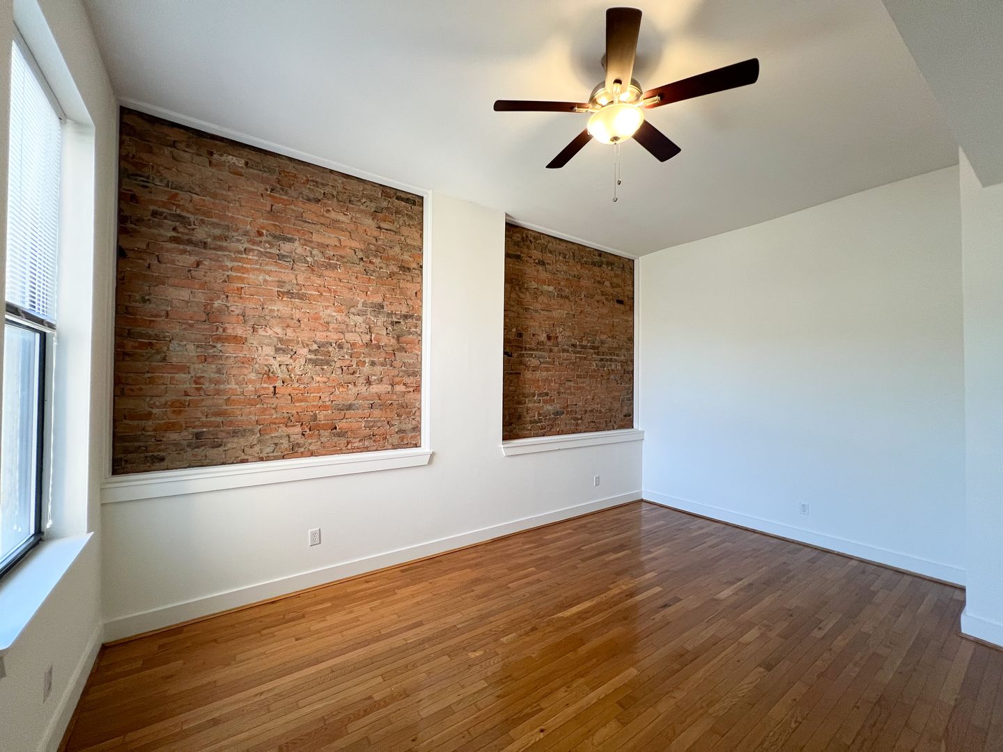 Cincinnati Apartment: 1414-16 Walnut St