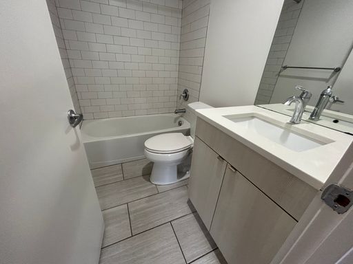 Listing photo thumbnail