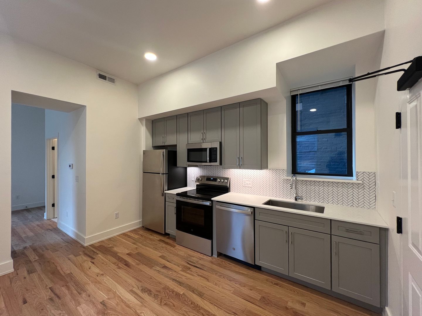 Cincinnati Apartment: 1400 Clay Street