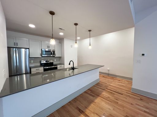 1338 Main Street - 2 , Cincinnati, OH 45202