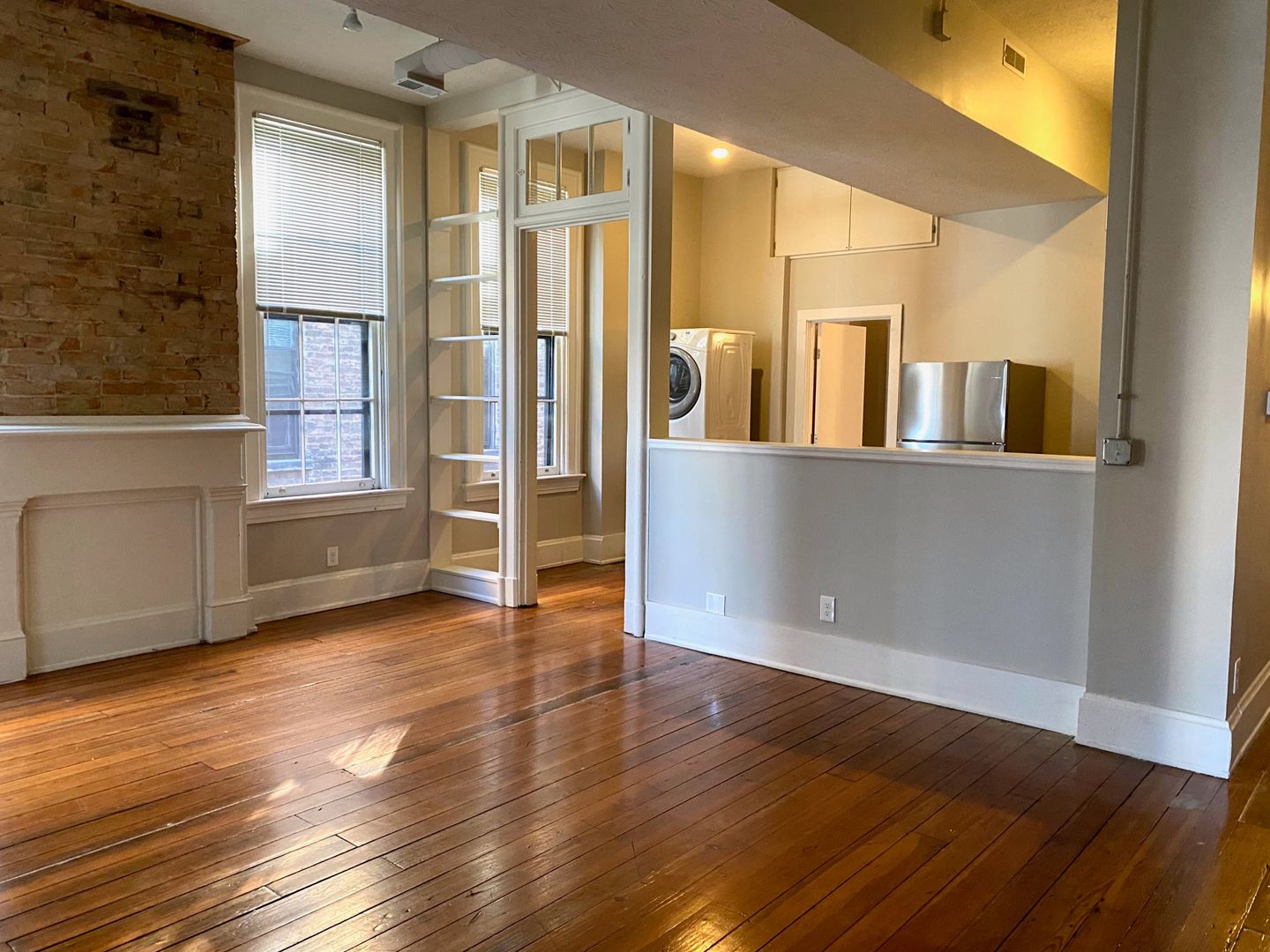 Cincinnati Apartment: 1123-1125 Walnut St