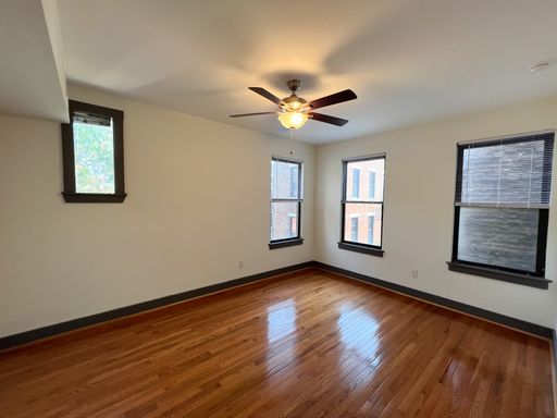 Listing photo thumbnail