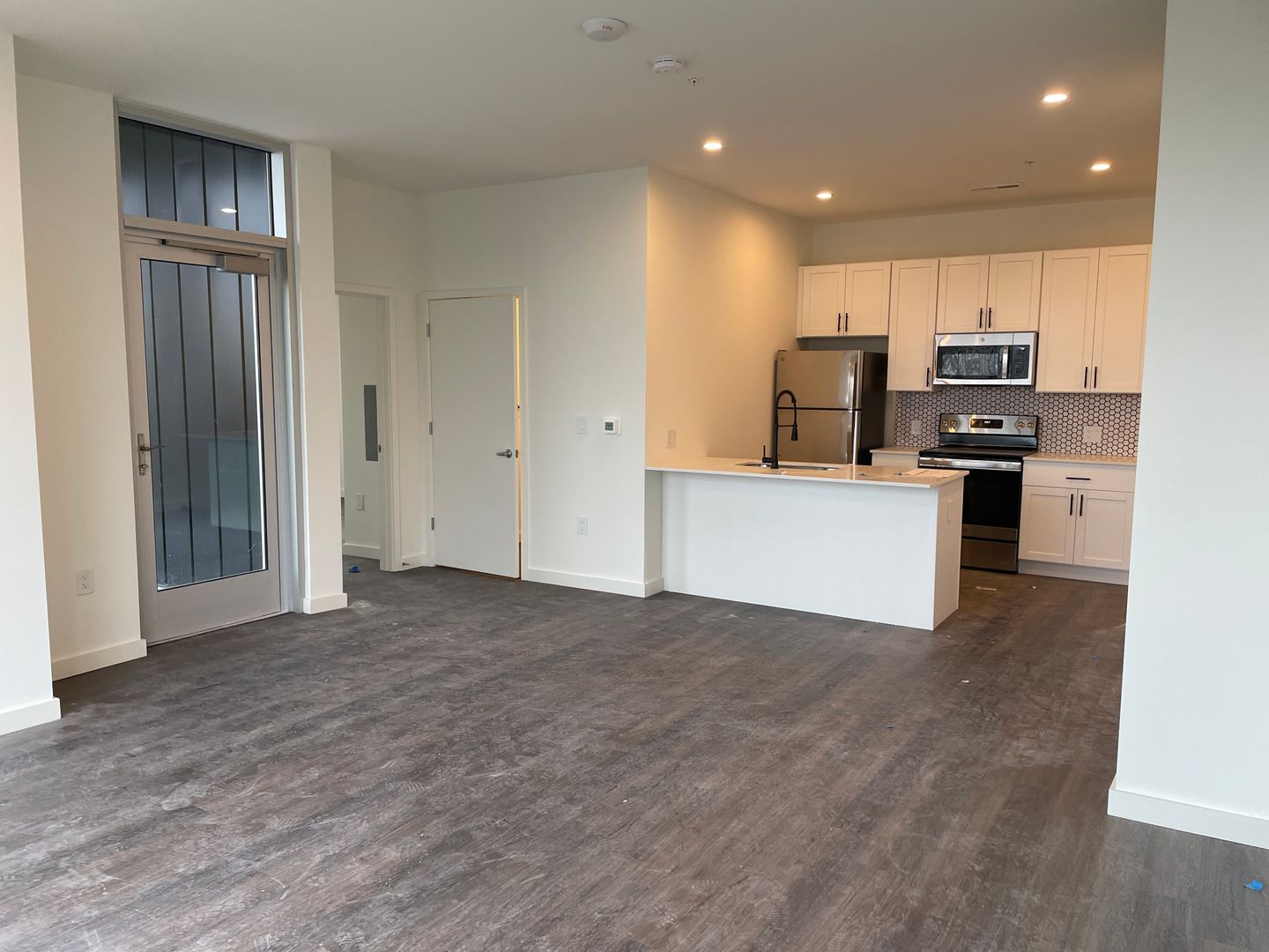 Covington Apartment: 103 E 3rd Street