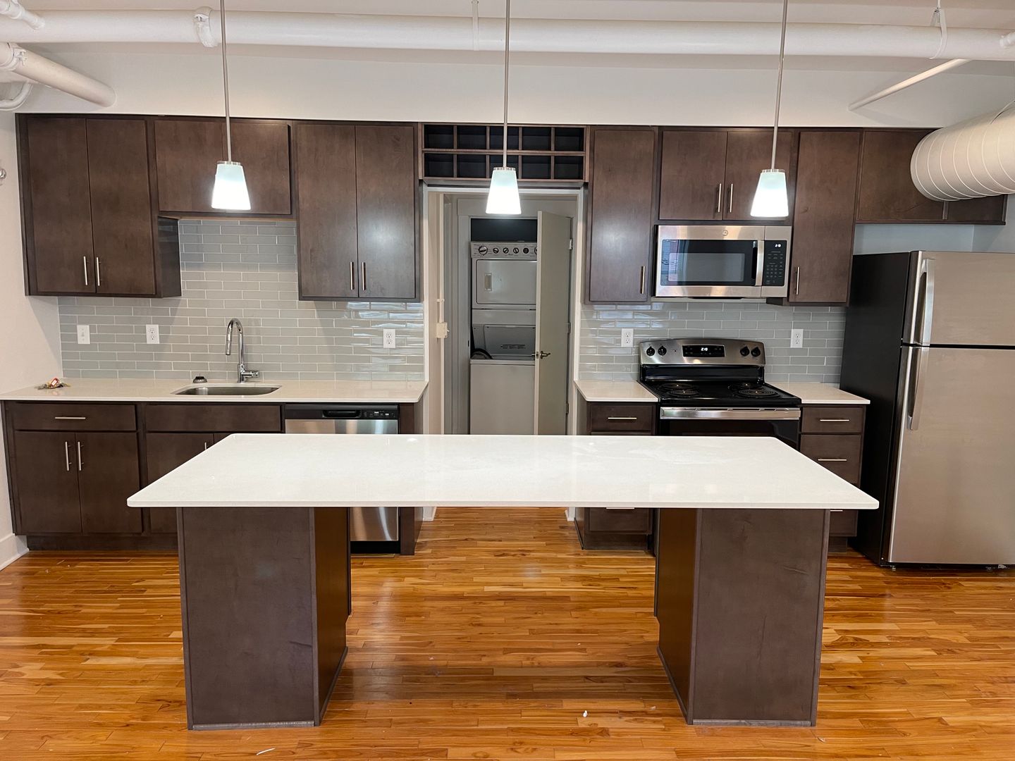 Cincinnati Apartment: 1120-1122 Broadway