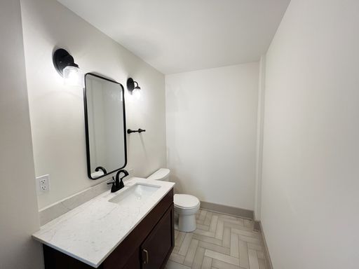 Listing photo thumbnail
