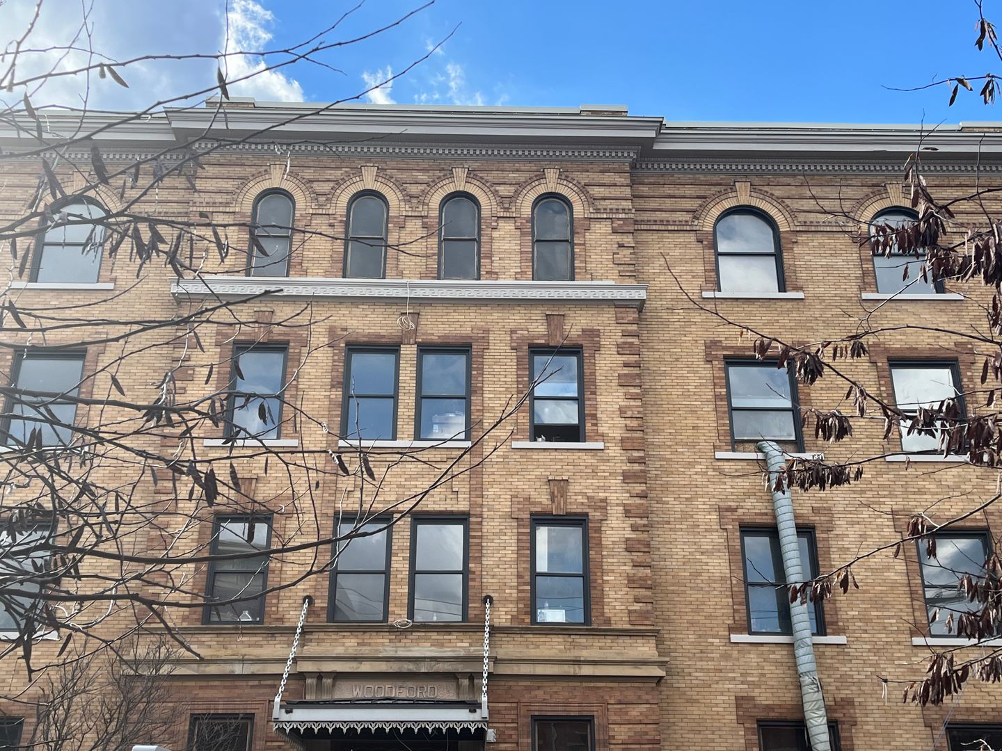 Covington Apartment: 303 Greenup