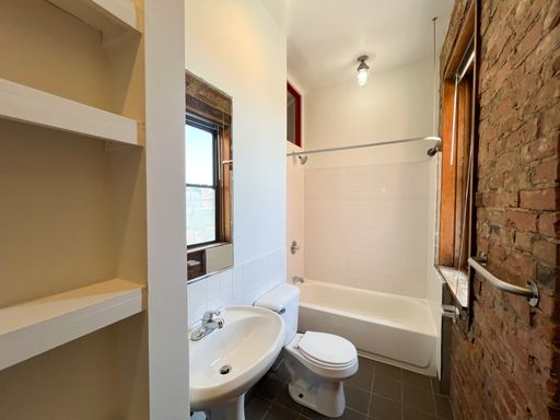 1431 Walnut St, Unit 2, Cincinnati, OH 45202