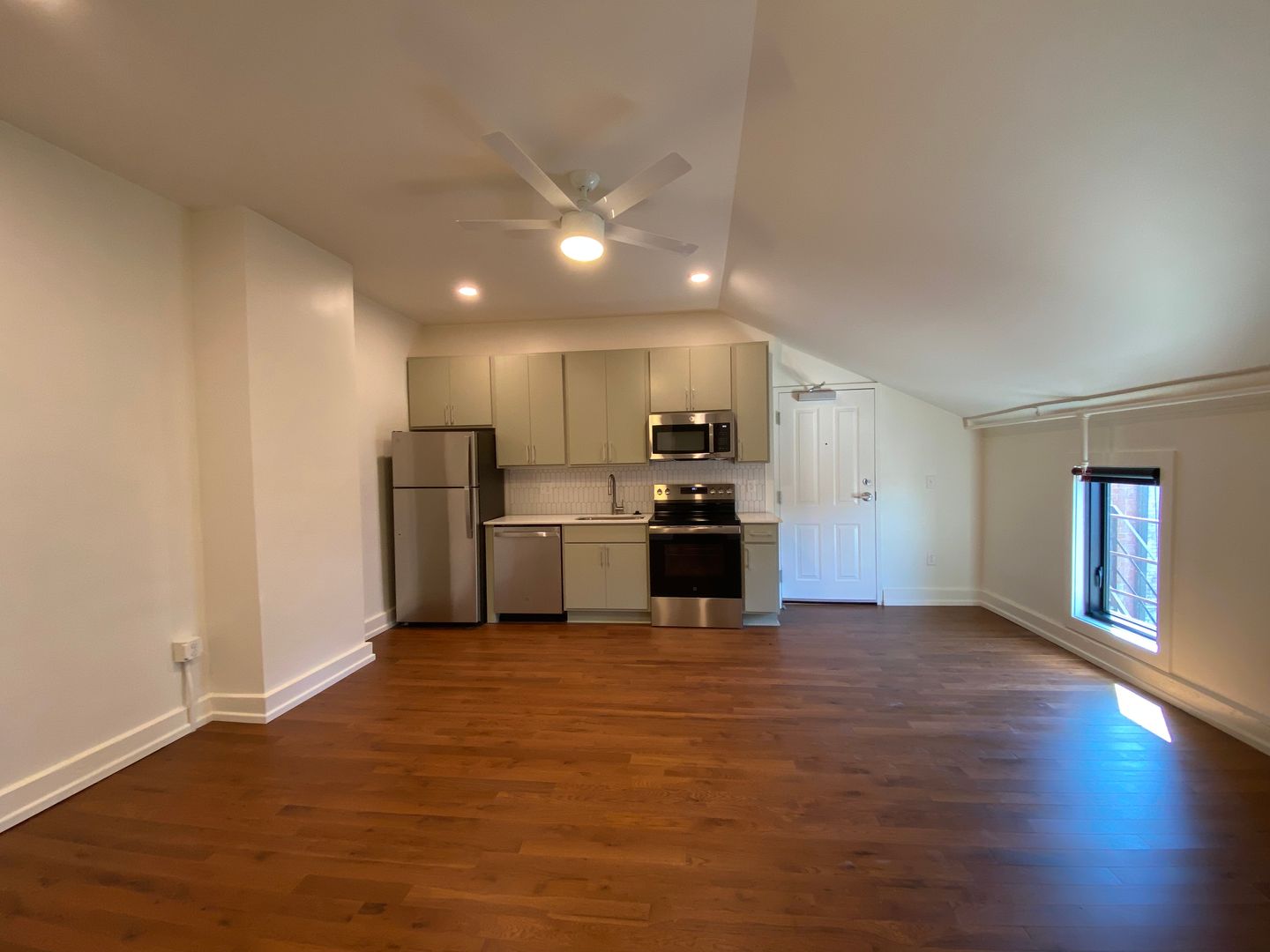 Cincinnati Apartment: 1425 Main Street