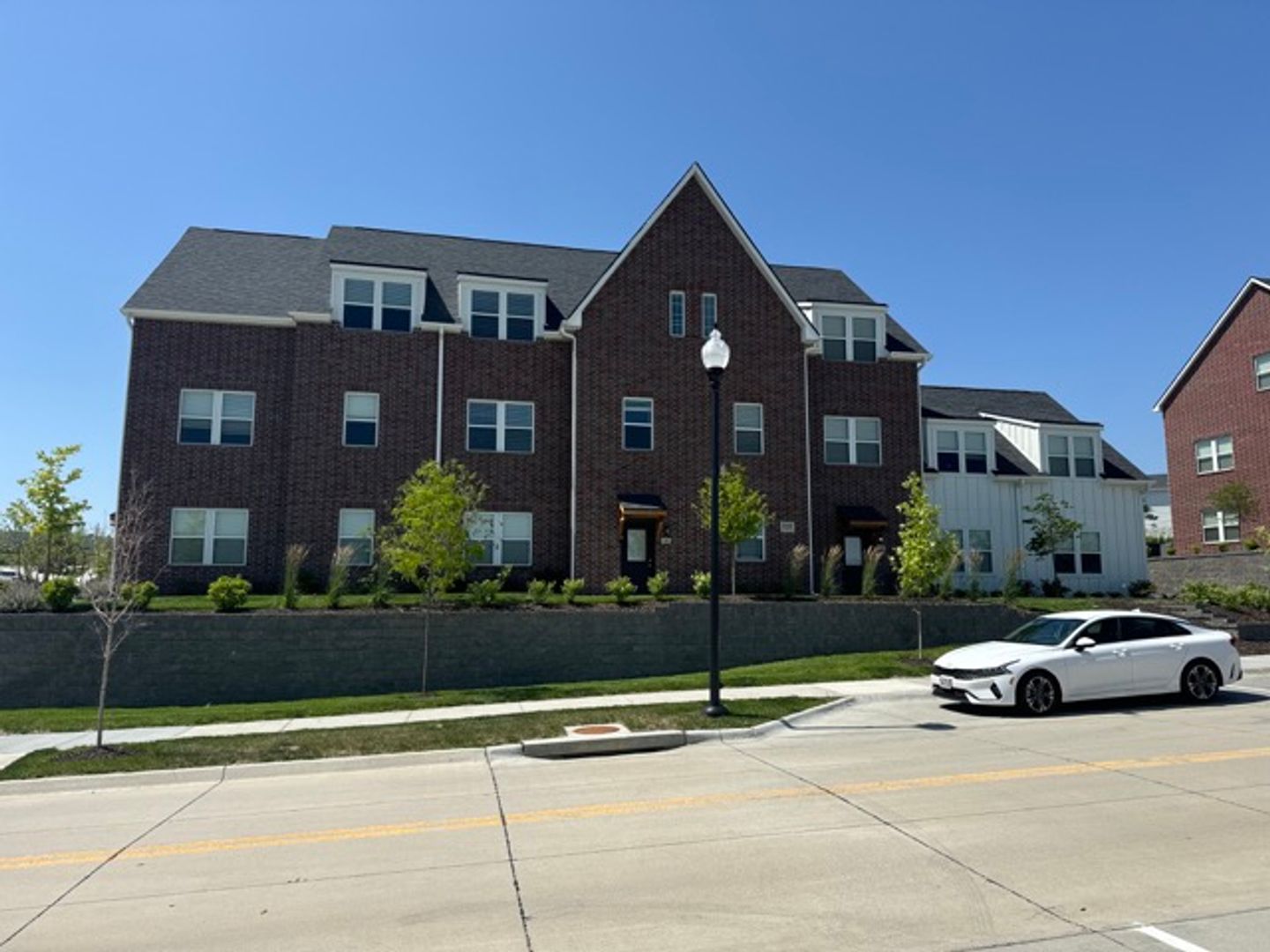 Omaha Apartment: 13041 Cornhusker Road
