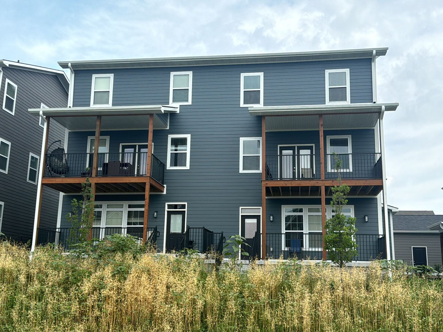 Omaha Apartment: 13041 Cornhusker Road