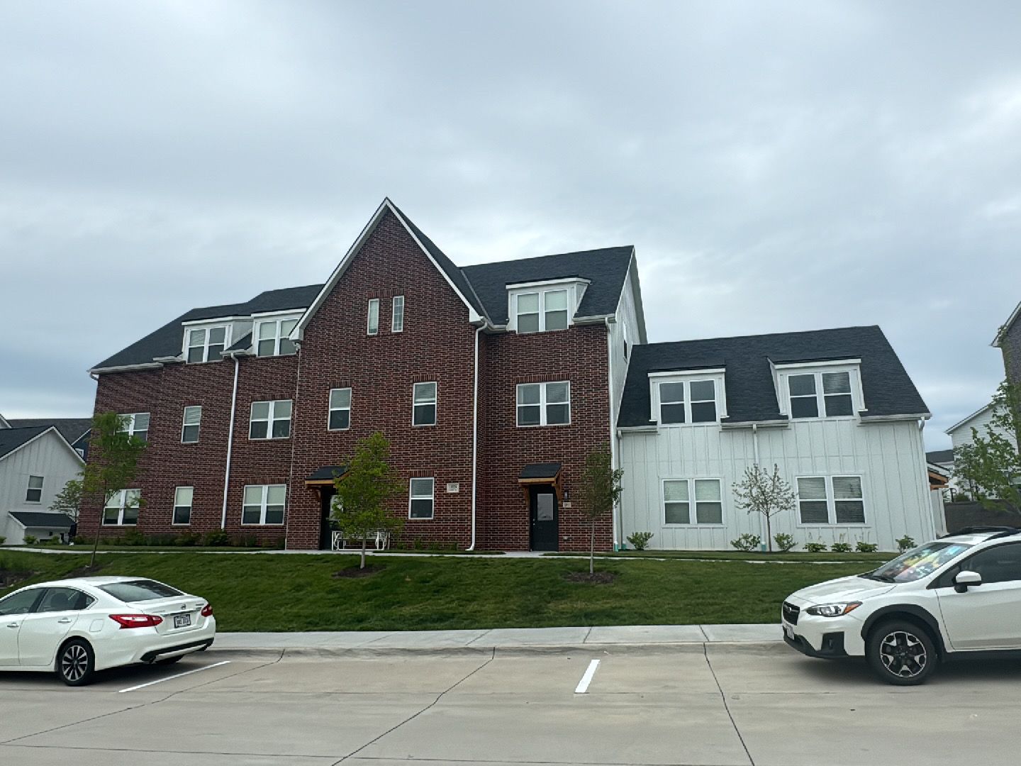 Omaha Apartment: 13041 Cornhusker Road