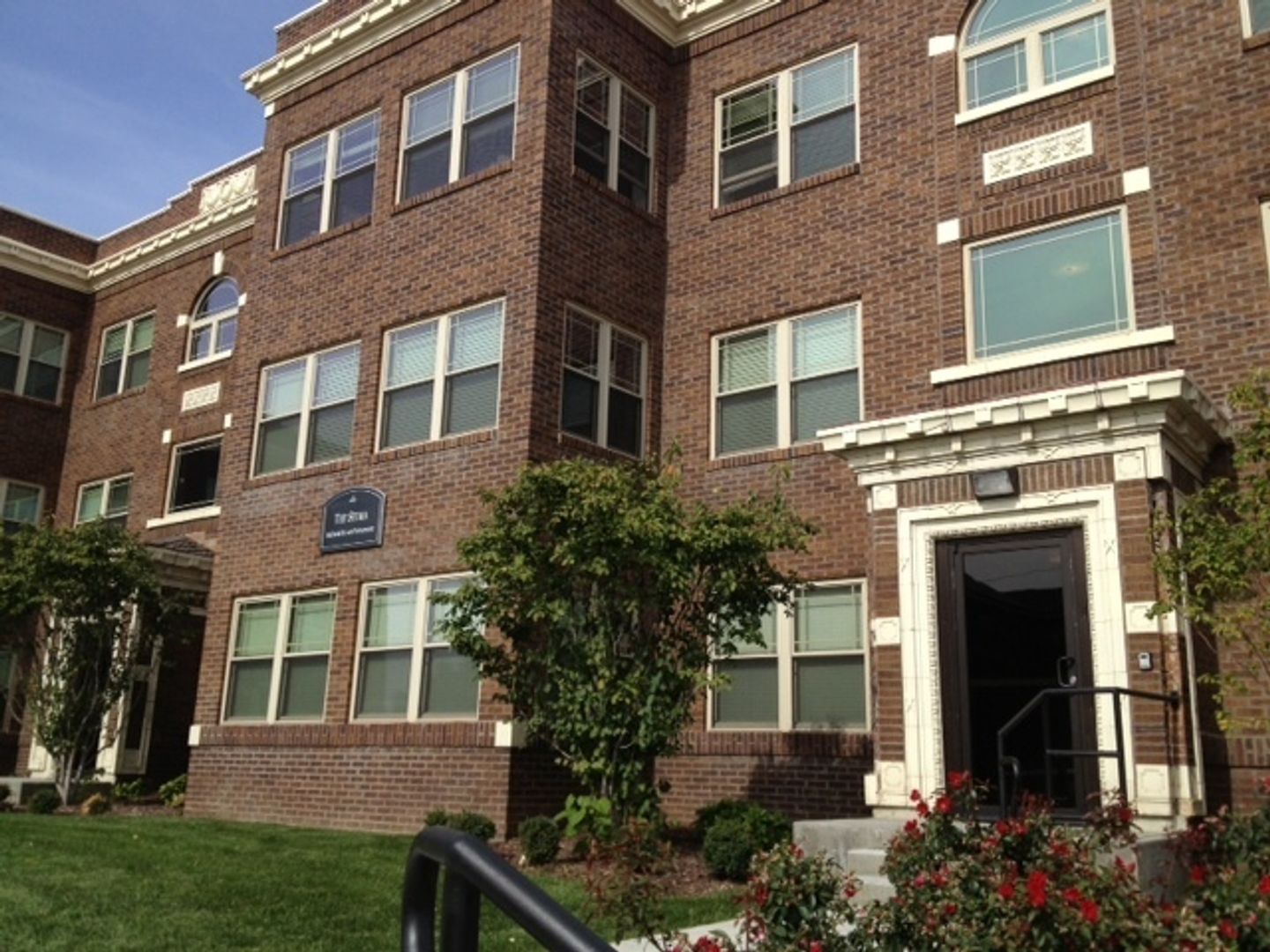 Omaha Apartment: 628 Park Avenue