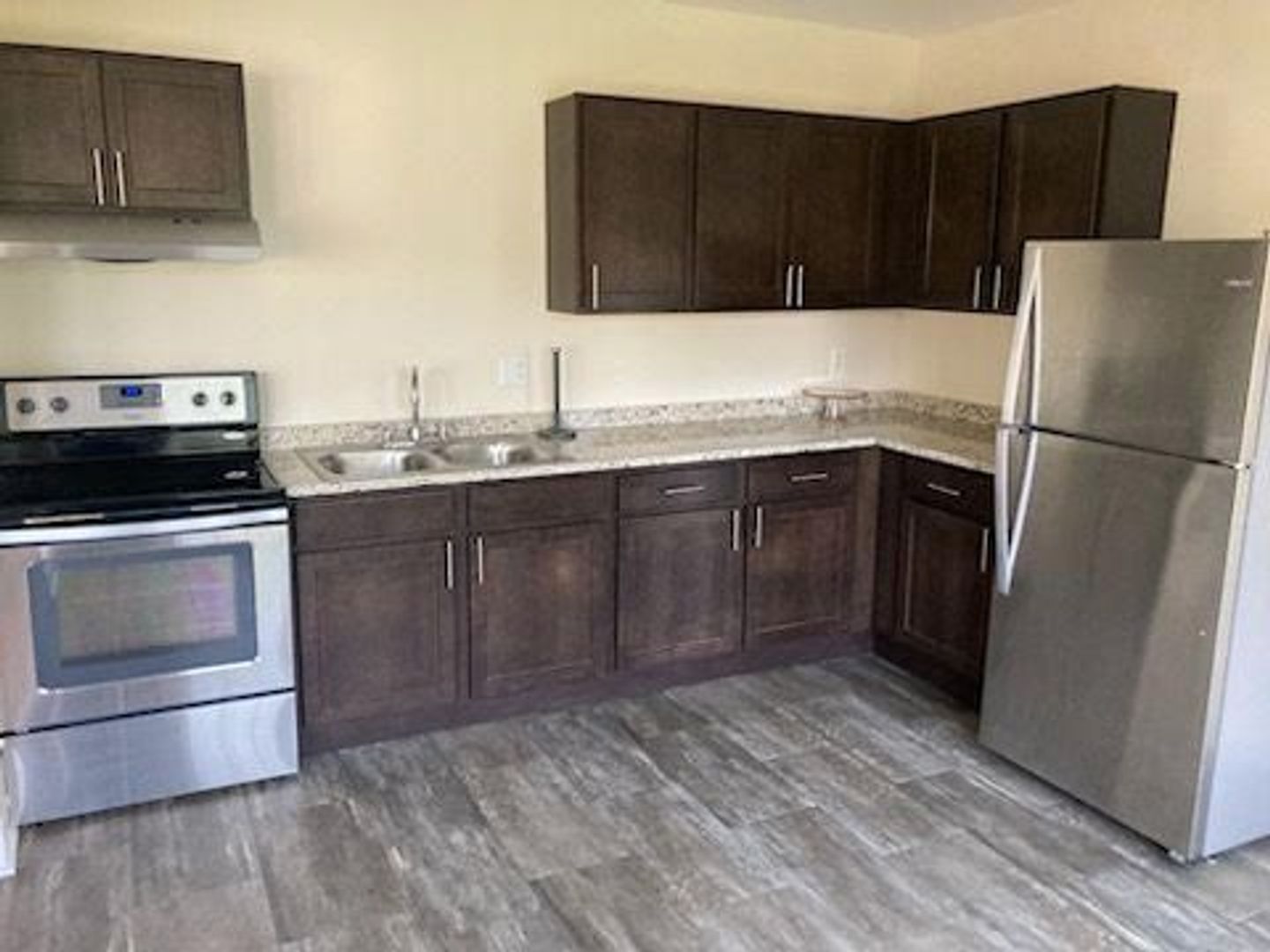 Syracuse Apartment: 409 Stolp Avenue