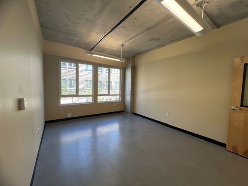 3250 Airport Way South, 743, Seattle, WA 98134