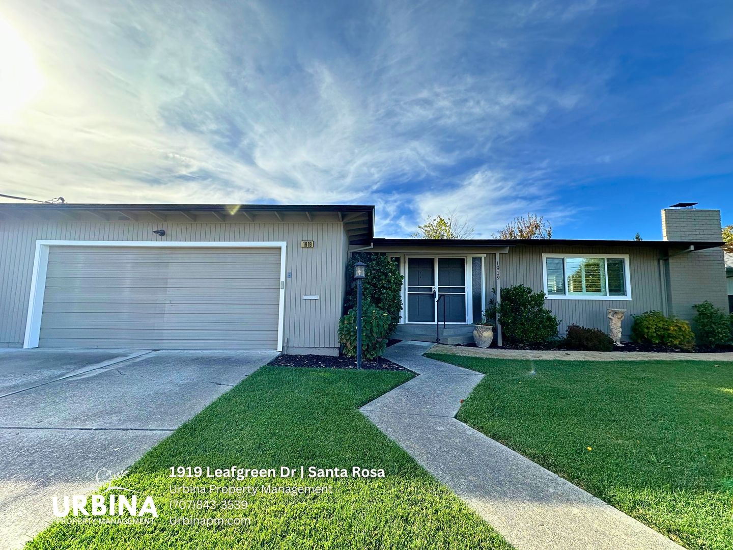 Santa Rosa House: 1919 Leafgreen Drive
