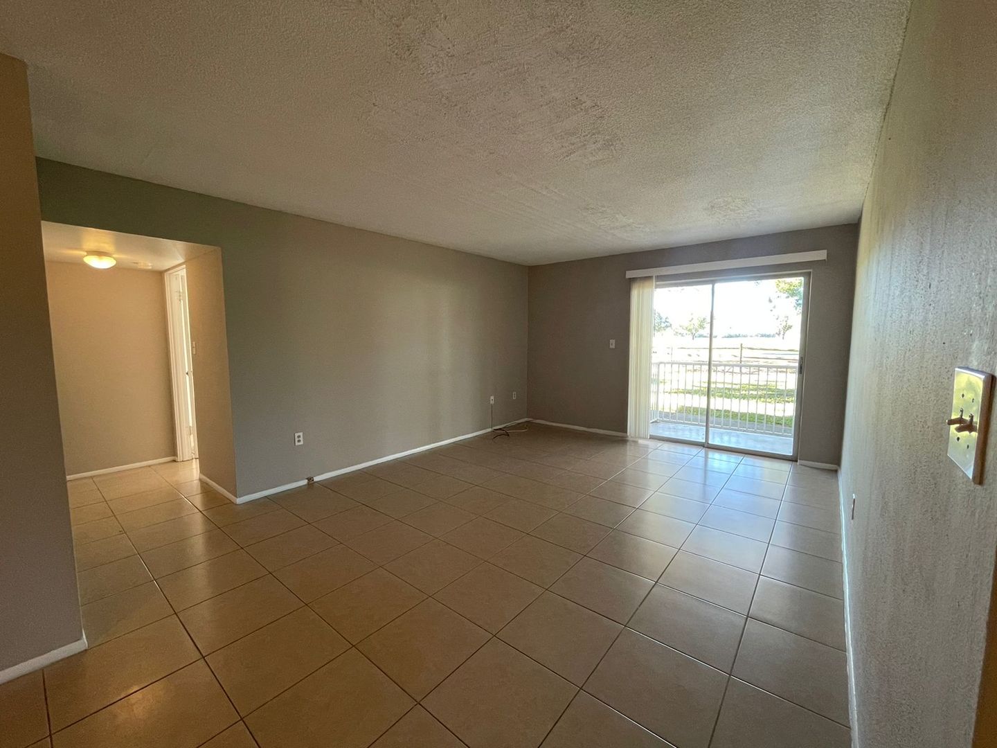 Fort Myers Condo: 1830 Maravilla Ave. #307