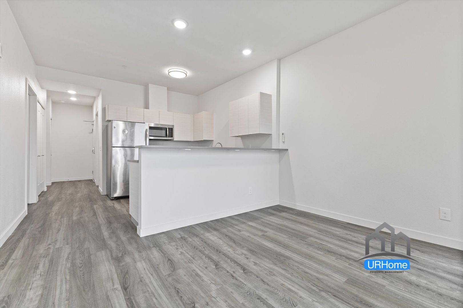 Portland Apartment: 1728 Northeast 45th Avenue