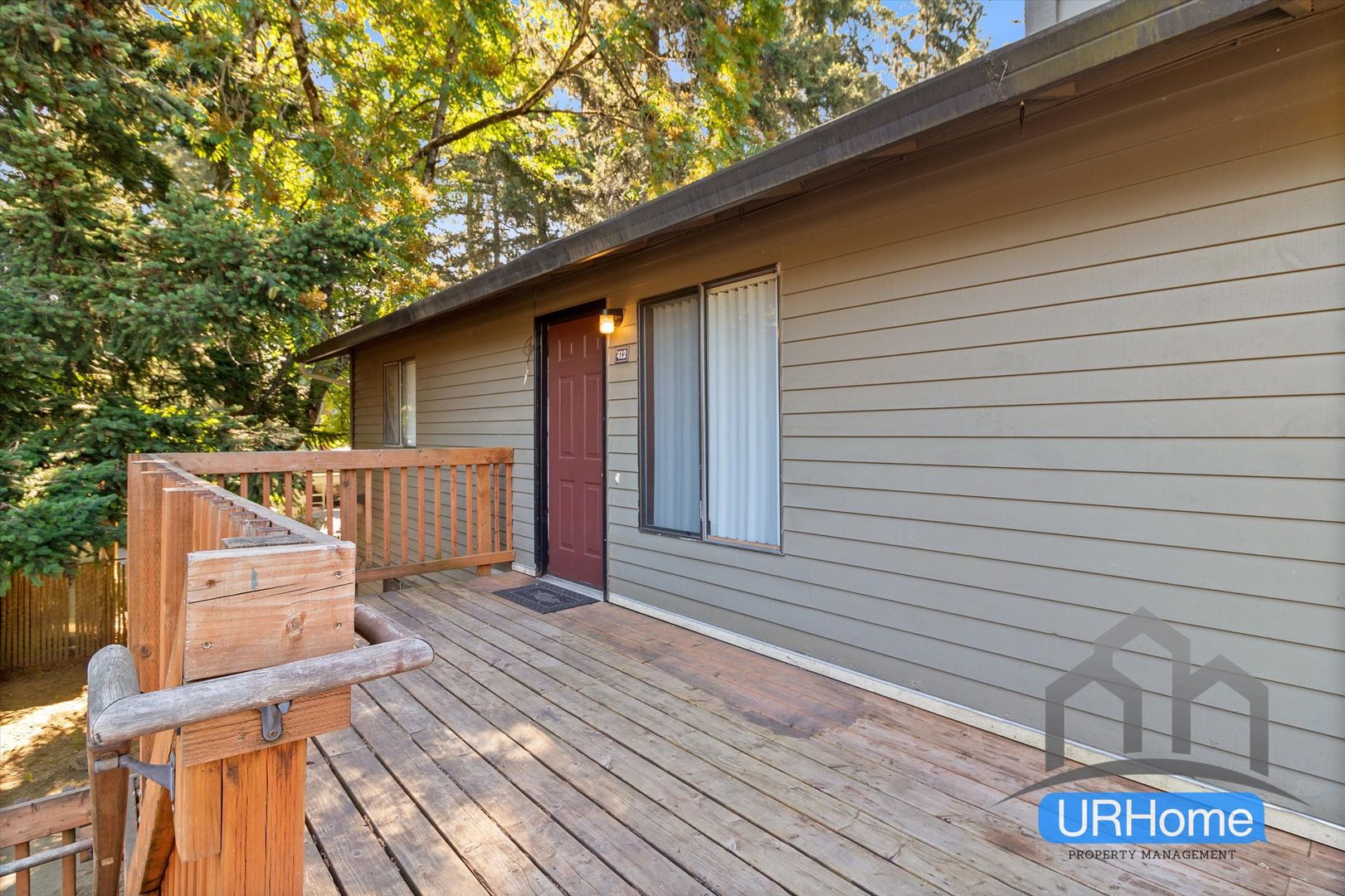 Portland Apartment: 400 SE 169th Avenue