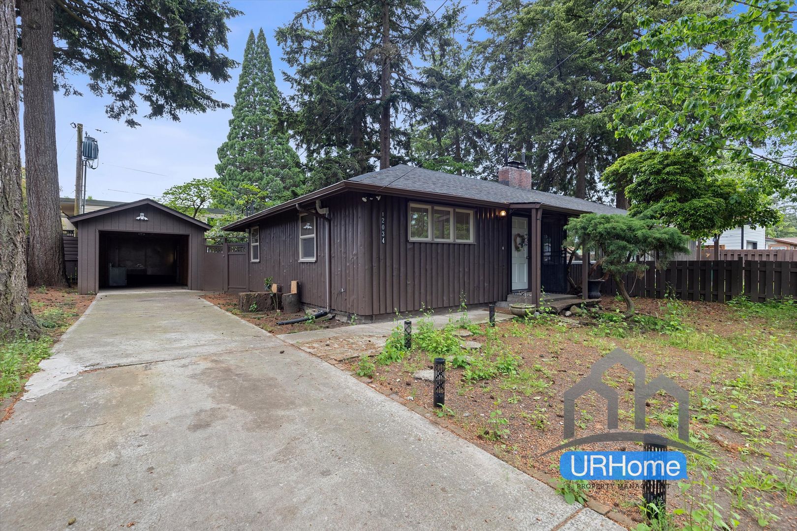 Portland House: 12034 NE Holladay St