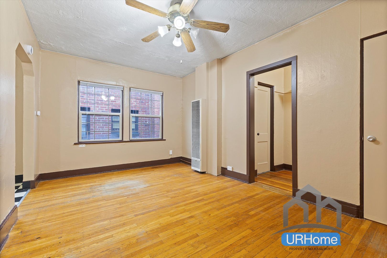 Portland Apartment: 1964 Northwest Johnson Street