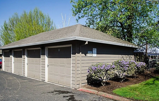 Convenient Garage Space at Stark Street Station