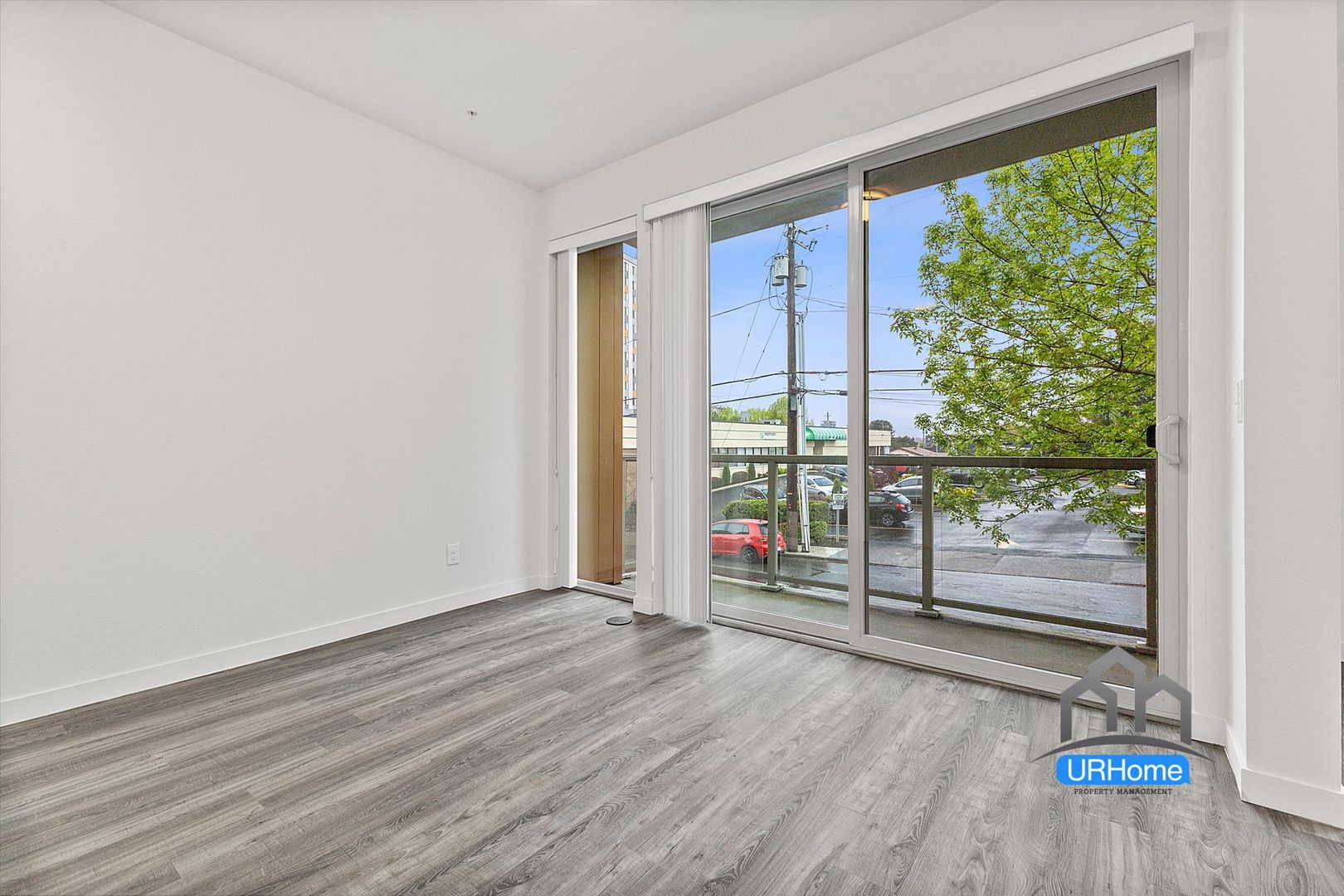 Portland Apartment: 1728 Northeast 45th Avenue