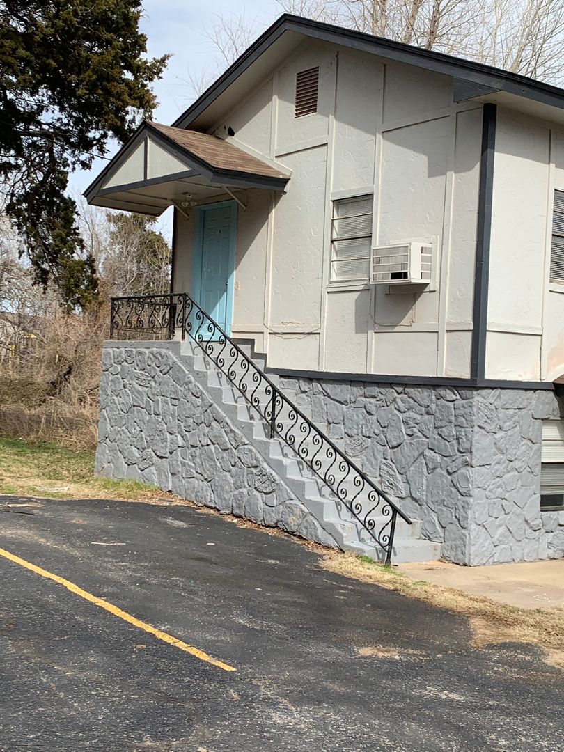 OKC Apartment: 6905 NW 13th ST