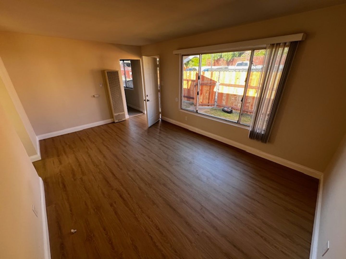 National City House: 537 S. T Ave