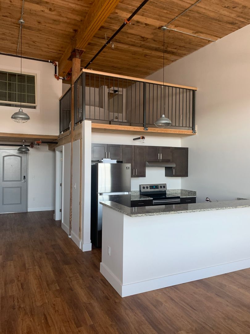 Pawtucket Apartment: 200 Esten Ave