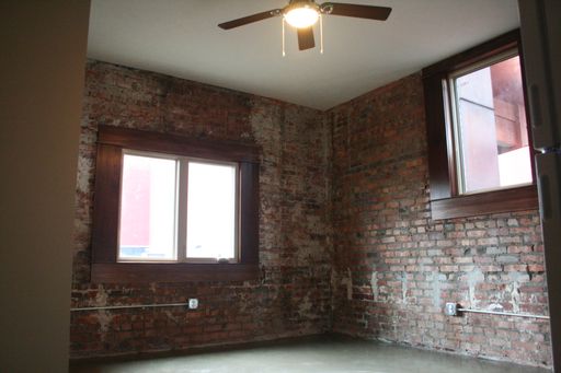 Listing photo thumbnail