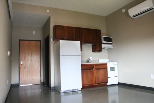Listing photo thumbnail