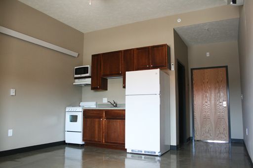 Listing photo thumbnail