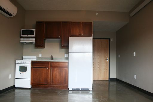 Listing photo thumbnail