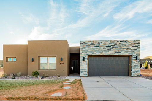 4 Bedroom Partially Furnished Home Close to Sand Hollow!! – photo 1
