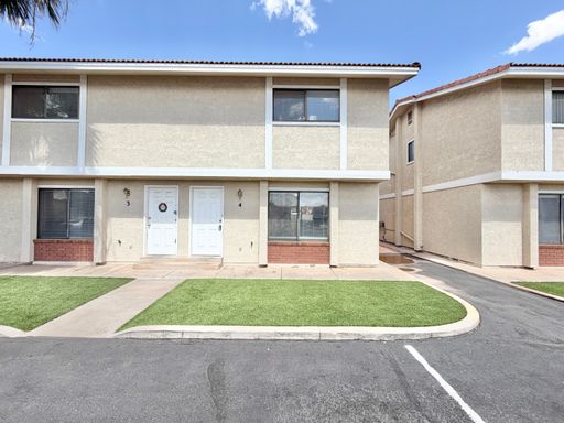 Downtown Town Home – photo 1