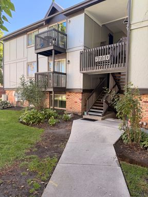 2 Bedroom 1 Bathroom Condo in the Heart of Murray – photo 1