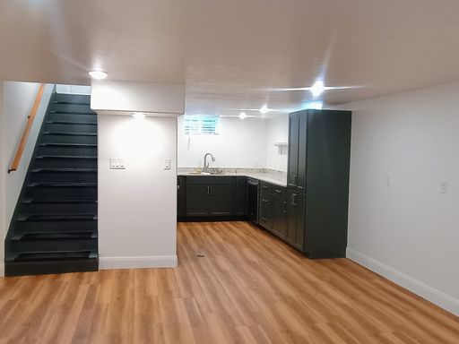 Comfortable basement apartment! – photo 1